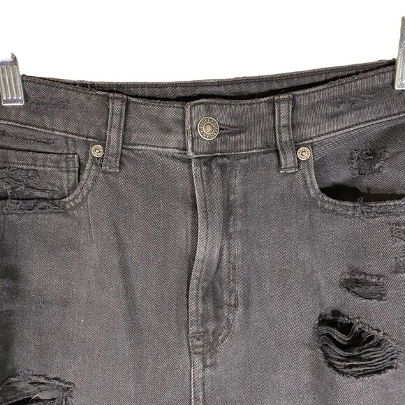 American Eagle Women's Size 2 Mom Straight Jean Distressed Faded Black Denim 90s - Picture 10 of 14